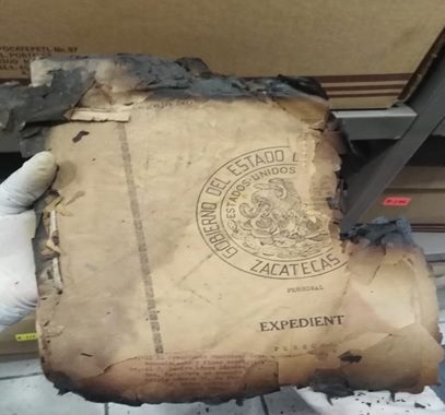 Promueve Gobierno el rescate de archivos históricos dañados en el incendio de 1975